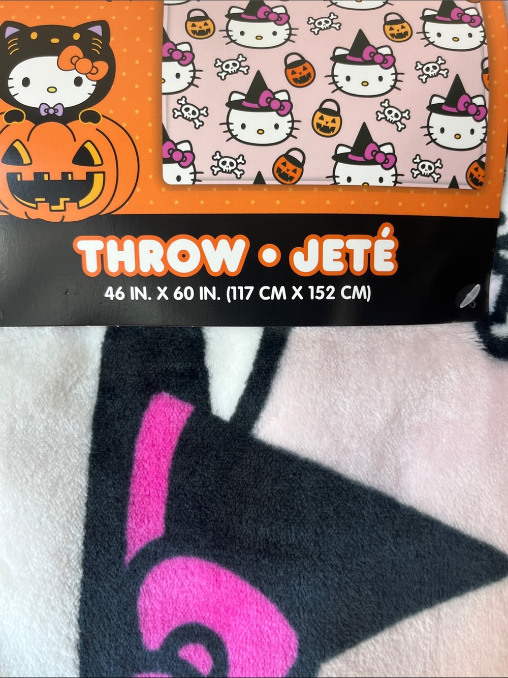 ๐๐ NWT Sanrio Hello Kitty Halloween Pink Spooky Throw Blanket 46โx60โ ๐๐ป - Picture 5 of 7